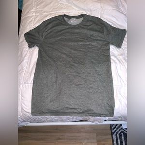 Men’s short sleeved t shirt.